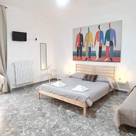 Apulian - Centro Pensión Bari