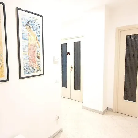 Apulian - Centro Konukevi *